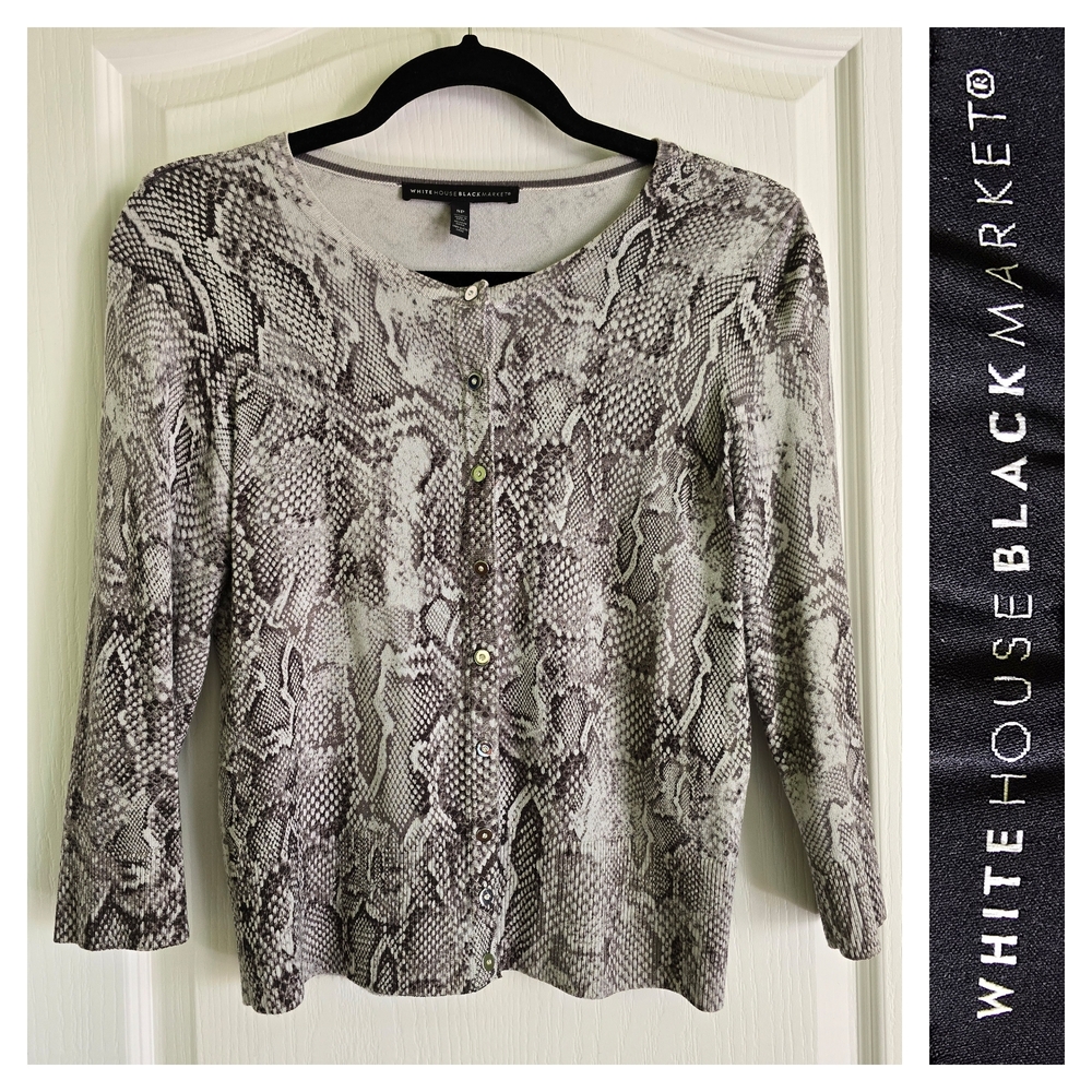 EUC White House Black Market Animal Print 3/4 Sleeve Fitted Cardigan